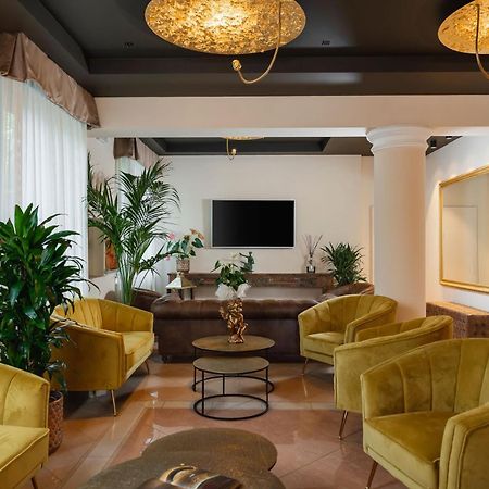 Hotel Mazzanti 밀라노마리티마 외부 사진