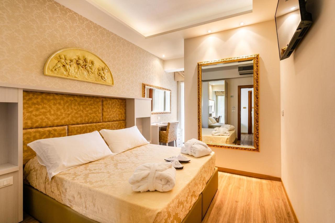 Hotel Mazzanti 밀라노마리티마 외부 사진