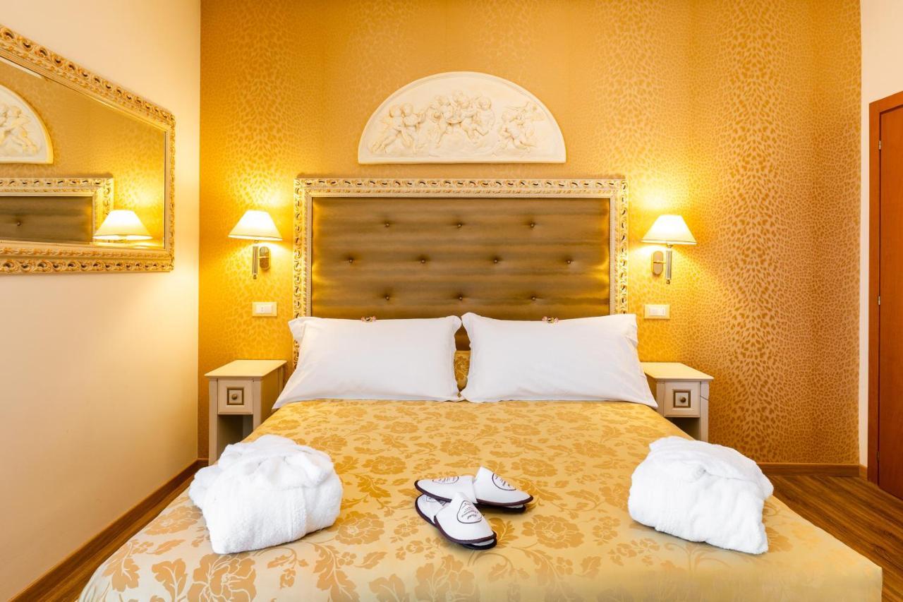 Hotel Mazzanti 밀라노마리티마 외부 사진